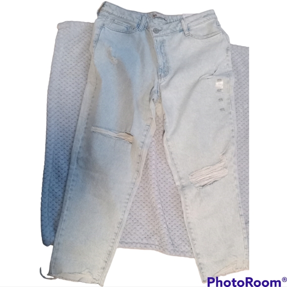 SO Mom Jean's High rise - Picture 2 of 4